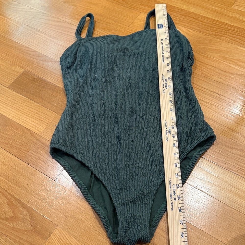 Kona sol green one piece swimsuit size 16. - Picture 2 of 7